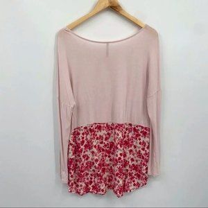 🎈🎉Red Lilly pink mixed print top🎈🎉